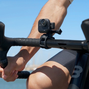 GO Ultra フレキシストラップマウント insta360