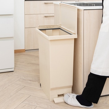 フタの開く向きを変えられるパッキン付きペダルペール45L 平和工業