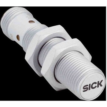 近接センサ バレル形 検出範囲 4 mm ねじの呼び M12 x 1 埋込型 SICK