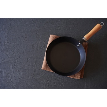 永良 IH対応窒化鉄フライパン22cm 和平フレイズ