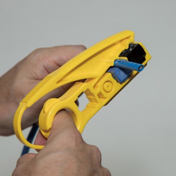 ケーブルストリッパー KLEIN TOOLS