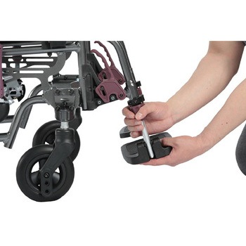アルミ製車いす(非課税品) カワムラサイクル