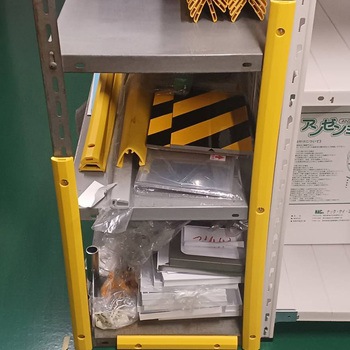 什器用ガード(マグネットタイプ) 信栄物産