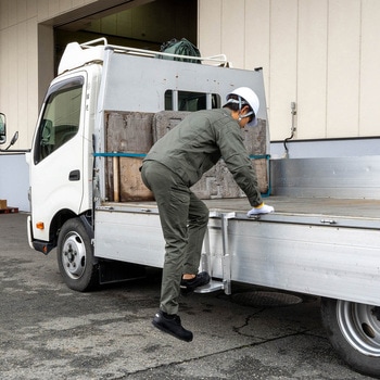 トラック昇降ステップ - 長谷川工業