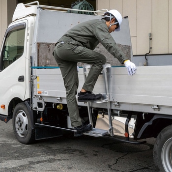 トラック昇降ステップ 長谷川工業