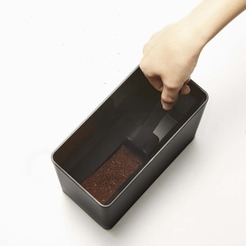 バルブ付き密閉コーヒーキャニスター タワー ホワイト 山崎実業