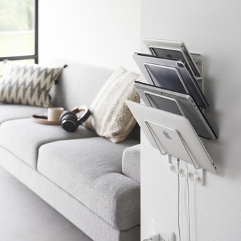 石こうボード壁対応ウォールタブレットホルダー タワー 4段 ホワイト - 山崎実業