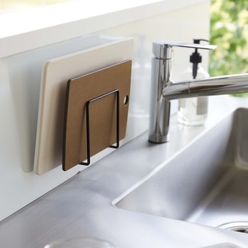 フィルムフックまな板ホルダー タワー ホワイト - 山崎実業