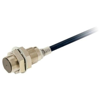 近接センサ バレル形 検出範囲 14 mm ねじの呼び M18 x 1 埋込型 IO-Link 350Hz オムロンヘルスケア