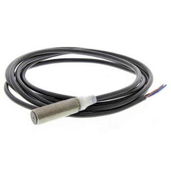 近接センサ バレル形 検出範囲 4 mm ねじの呼び M12 x 1 埋込型 1kHz オムロンヘルスケア