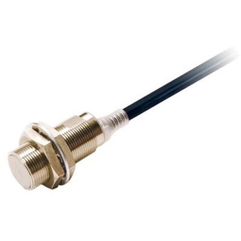 近接センサ バレル形 検出範囲 8 mm ねじの呼び M18 x 1 埋込型 IO-Link オムロンヘルスケア