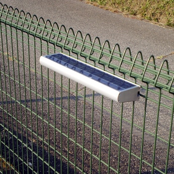 ソーラー小型照明灯”ソーラールミL1-FL(フロントライトタイプ)” フロントライトタイプ 積水樹脂