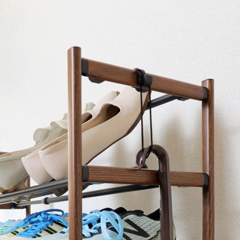 Quick Lock 靴に合わせて組み換えられる 伸縮式シューズラック ブラック×ウッド 連結型 - リブプラス