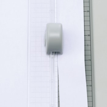 スライドカッター＜カッターマット付＞ リヒトラブ