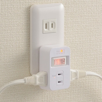 スイッチ付タップ 発煙ガード 3個口 オーム電機