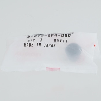 キャップ リヤーキャリヤー 81212GF4000 ホンダ