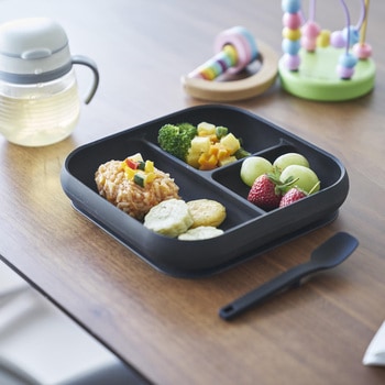 吸盤付きシリコーンベビーフードトレー タワー ブラック 山崎実業