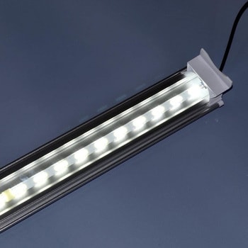 ゼンスイアクアリウムライトLED照明180㎝2本20000円で即決検討してます