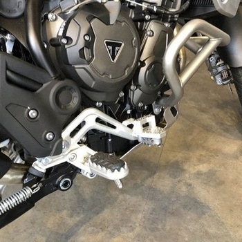 DualControl ブレーキシステム Triumph Tiger 900 Rally / Pro - シルバー Altrider (アルトライダー)