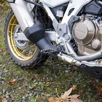 Adventure II フットペグ Honda CRF1100 Africa Twin / アフリカツイン/ ADV Sports - ブラック Altrider (アルトライダー)