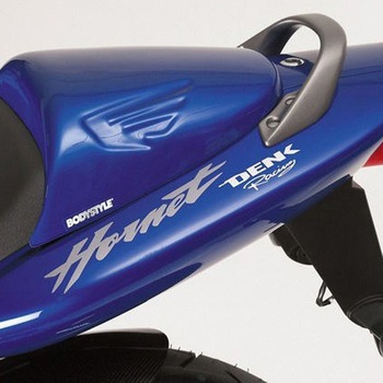 6518742 �V�[�g�J�o�[ ���h�� Bodystyle (�{�f�B�[�X�^�C��) 63180095