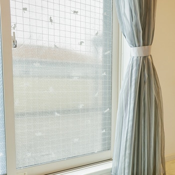 マドピタシート レース調ネコ柄 90×180cm アール