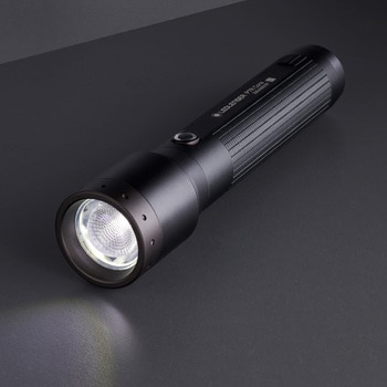 502181 充電式LEDライト P7R Core LED LENSER 保護等級IP68 - 【通販