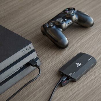 PlayStation(R)5 公式ライセンス商品 ポータブルSSD 高速モデル 4.0TB ブラック BUFFALO(バッファロー)