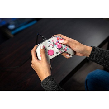 Xbox Rematch Advanced Wired Controller Blossom TURTLEBEACH(タートルビーチ)