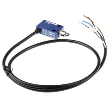 XCMN2102L1 リミットスイッチIP65 スプリングリターンローラー
