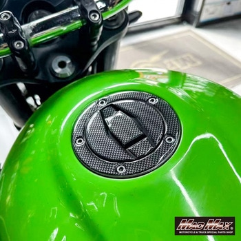 カワサキ 汎用 Z900RS/CAFE タンクキャップステッカー カーボンルック MAD MAX(マッドマックス)