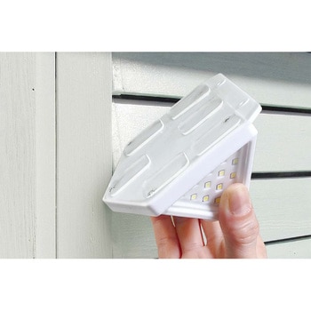 どこでも貼れる 100LEDソーラーセンサーライト DAISHIN(大進)