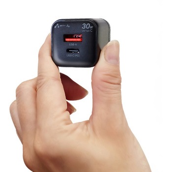 コンパクト3in1ワイヤレス充電ステーション エアージェイ