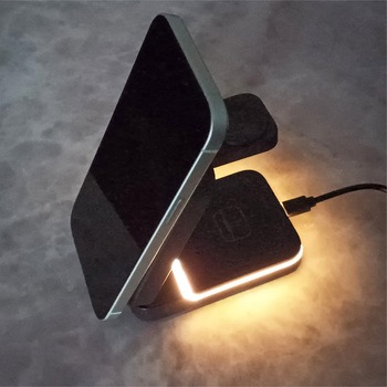 コンパクト3in1ワイヤレス充電ステーション エアージェイ