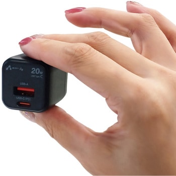 PD20W急速パワフル充電器(USB-C+USB-A) エアージェイ