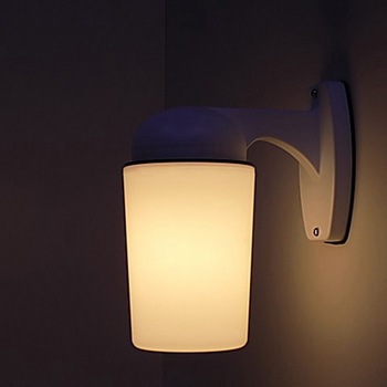 ポリカ製 壁面直付照明器具 コップ 栄興電器