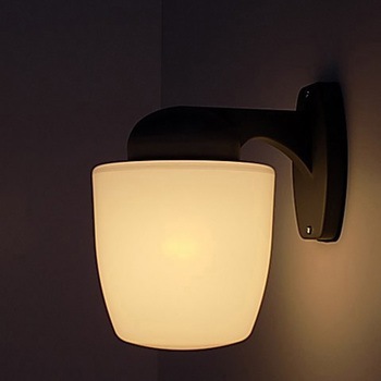 ポリカ製 壁面直付照明器具 コップ大 栄興電器