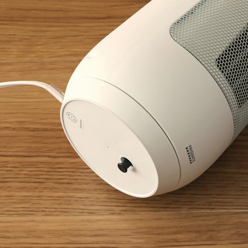 首振り機能付 セラミックファンヒーター キャメル/ホワイト ライフオンプロダクツ