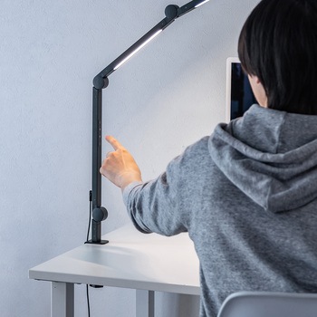 LEDライト クランプ固定式 4段階調光調色 サンワダイレクト