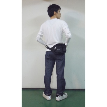 300x 76x165mm/2.5L ウエストポーチ(ネイビー) エスコ