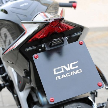 Adjustable license plate Aprilia ブラック CNC Racing (シーエヌシーレーシング)