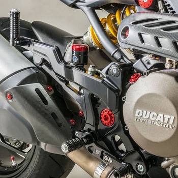 Adjustable リアセット SPORT Ducati Monster 821 1200 1200S ブラック CNC Racing (シーエヌシーレーシング)