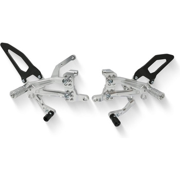 Adjustable rearsets Ducati Streetfighter V4 カーボン CNC Racing (シーエヌシーレーシング)