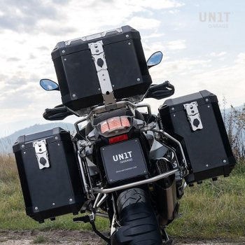 Aluminium Panniers Atlas 41L， exhaust side | AL2E-BL UnitGarage (ユニットガレージ)