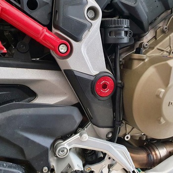 Central bolt kit for OEM rearsets Ducati Multistrada V4 CNC Racing (シーエヌシーレーシング)