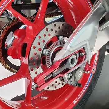 Chain adjuster kit Aprilia CNC Racing (シーエヌシーレーシング)
