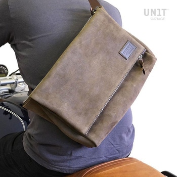 Fezzan Messenger Bag Crust leather | U042 - UnitGarage (ユニットガレージ)