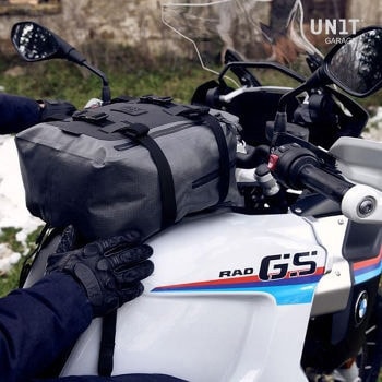 Khali 17L tank bag and multipurpose backpack in TPU | UG003 UnitGarage (ユニットガレージ)