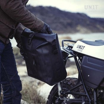 Khali サイドパニアケース in TPU + サブフレーム Royal Enfield | UG001-3800 UnitGarage (ユニットガレージ)