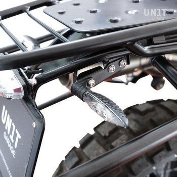 NineT turn signal re-positioning brackets | 1640 UnitGarage (ユニットガレージ)